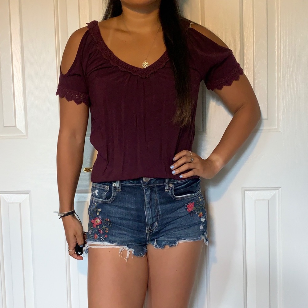 Off Shoulder Tee